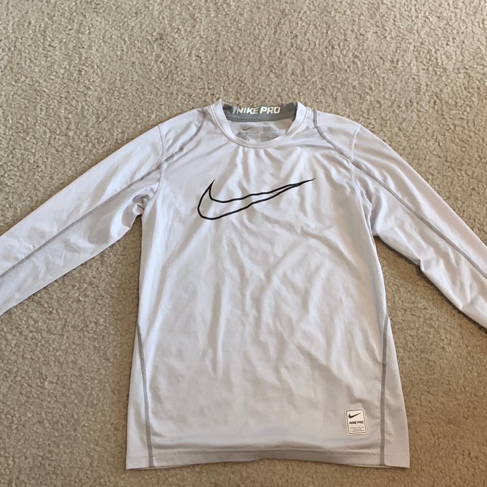 Nike pro white fitted shirt boys medium